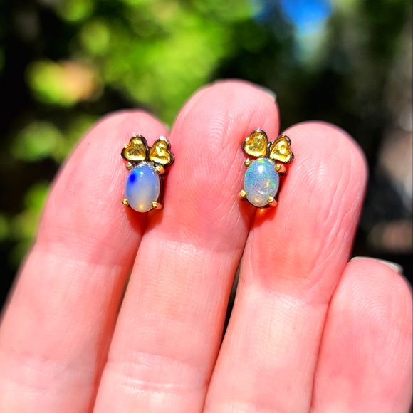 Natural Kharma by Avelon Jewelry - 3k each Opal solitaire studs with 24k heart accents